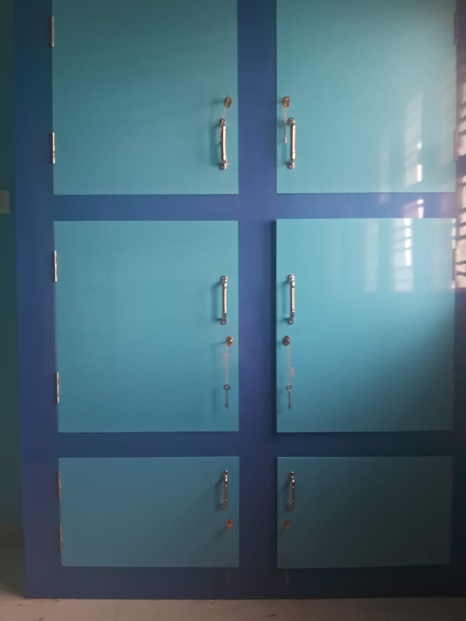 Ladies Hostel With Hand Washing Stone